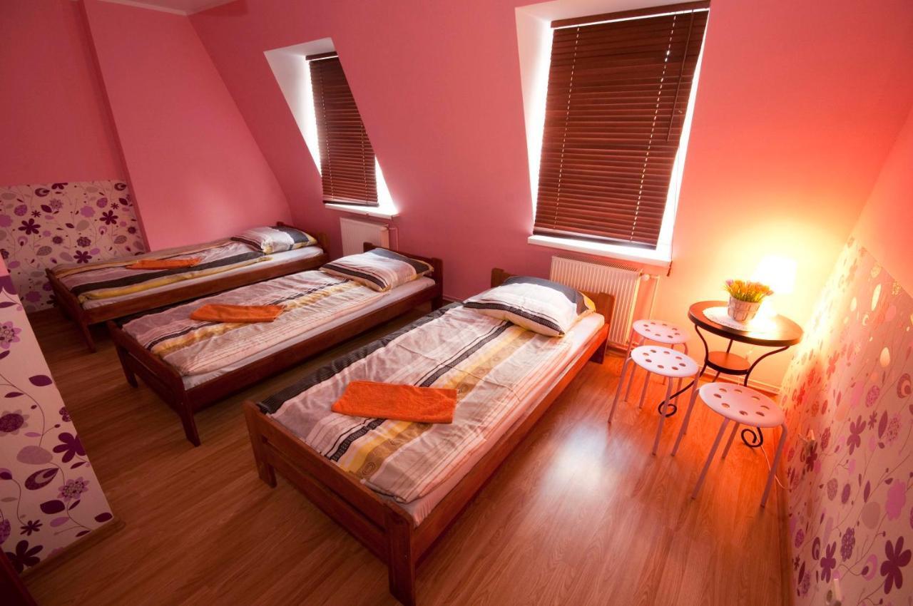 Hostel Cinema Wrocław Pokój zdjęcie